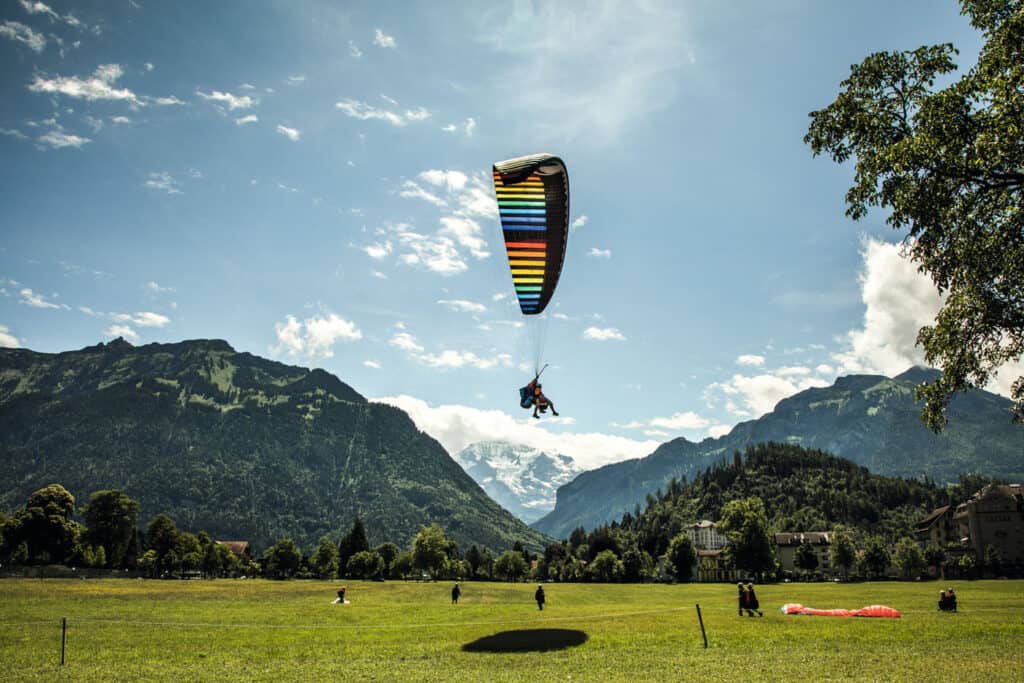 Paraglide landing in Interlaken Höhematte