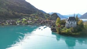 Iseltwald : Le plus beau village du lac de Brienz